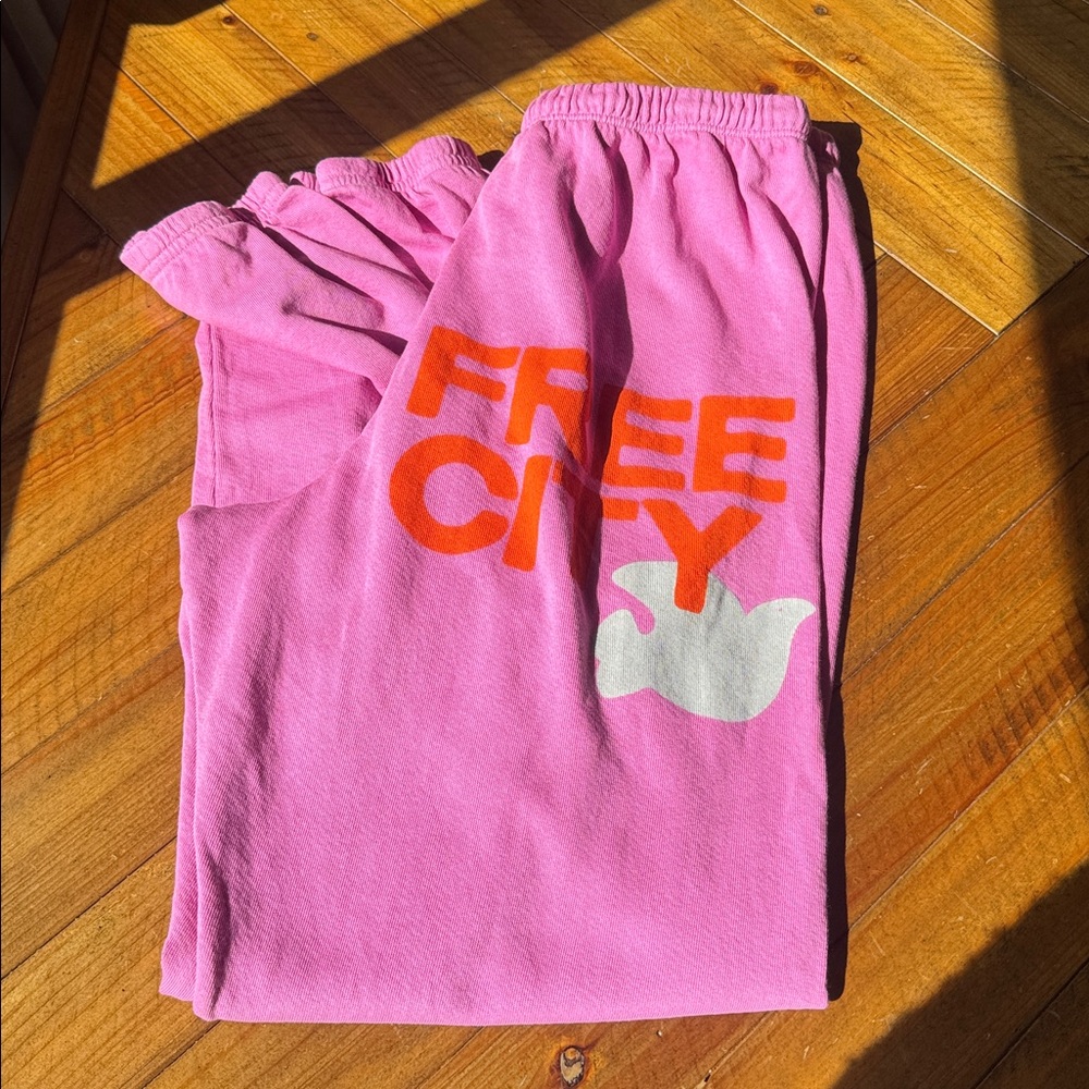 NWT Freecity